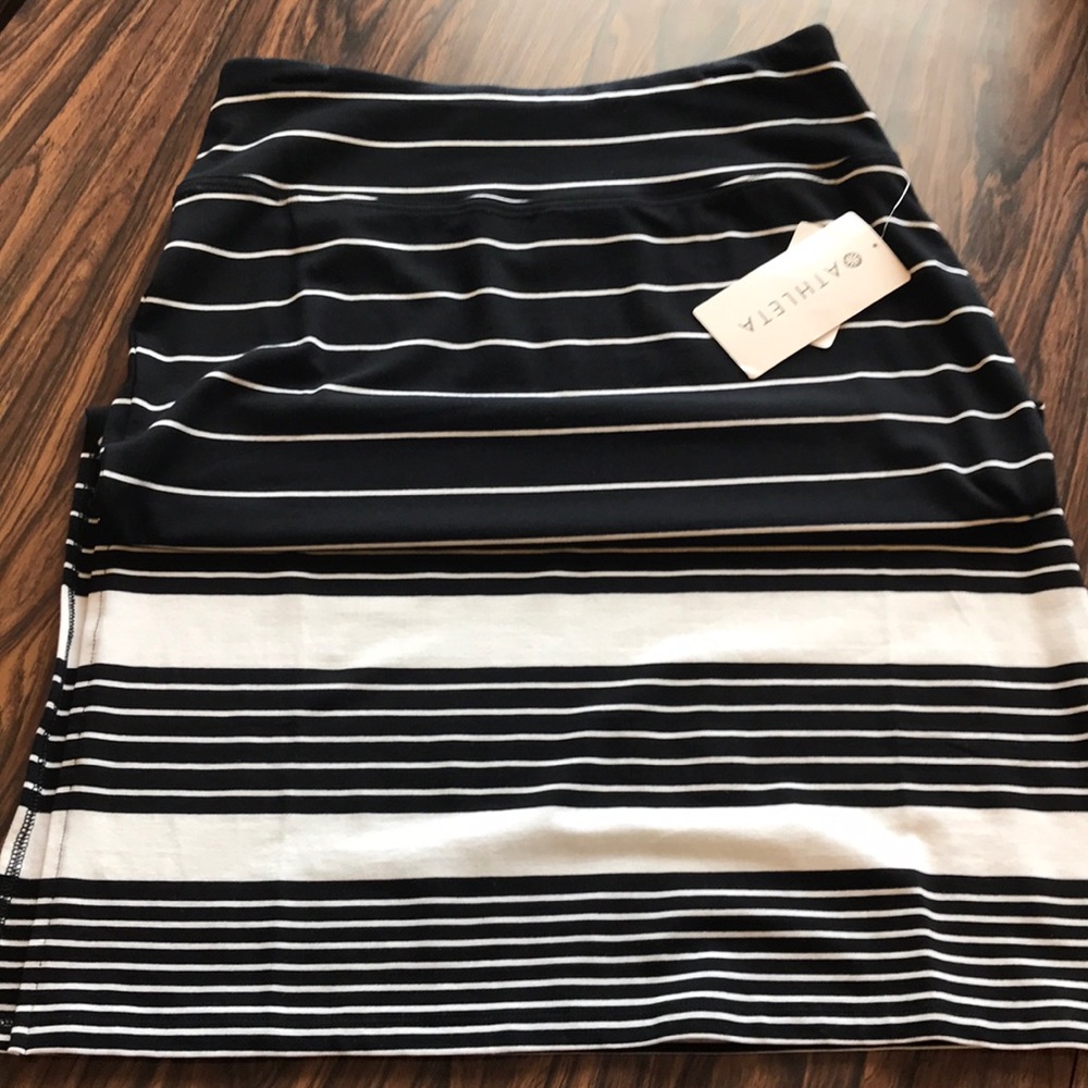 Athleta skirt size medium NWT